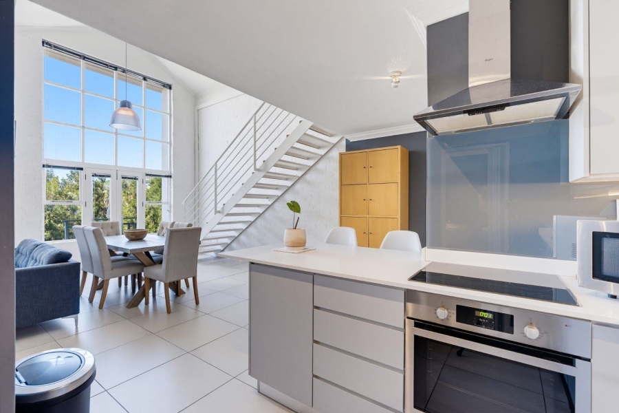To Let 1 Bedroom Property for Rent in Oranjezicht Western Cape